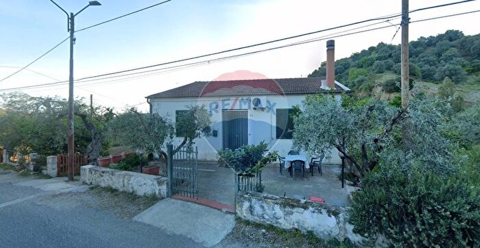 Casa con 5 locali in vendita in Contrada Pantanello, San Giorgio Albanese