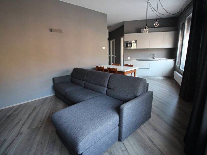 Appartamento trilocale in affitto in Via Giacomo Matteotti, Centro, NagoTorbole