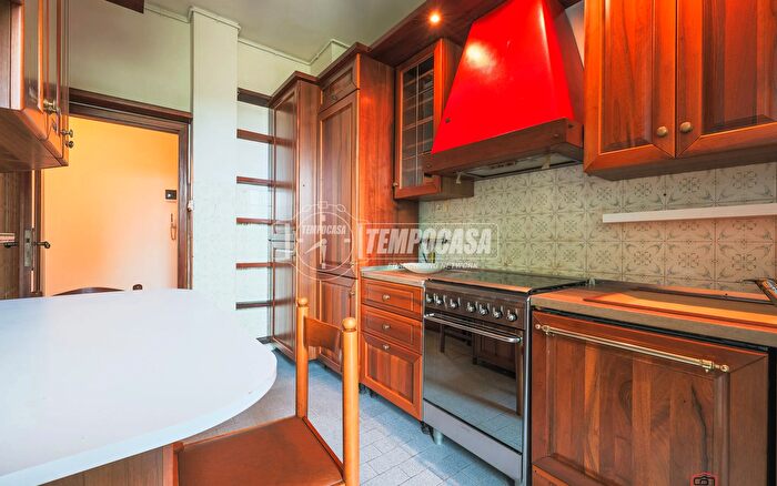 Appartamento con 5 locali in affitto in Via Giuseppe Garibaldi, Valsamoggia