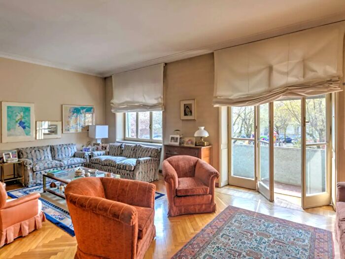 Appartamento con 6 locali in vendita in Via Filangeri, Torino