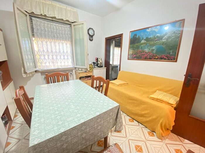 Appartamento quadrilocale in vendita in Tressano Via Costa, Castellarano