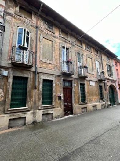 Casa con 6 locali in vendita in Via Mentana, Sale