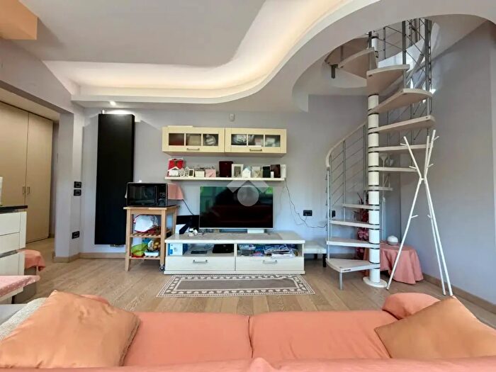 Appartamento trilocale in vendita in Via Giuseppe Verdi, Legnago