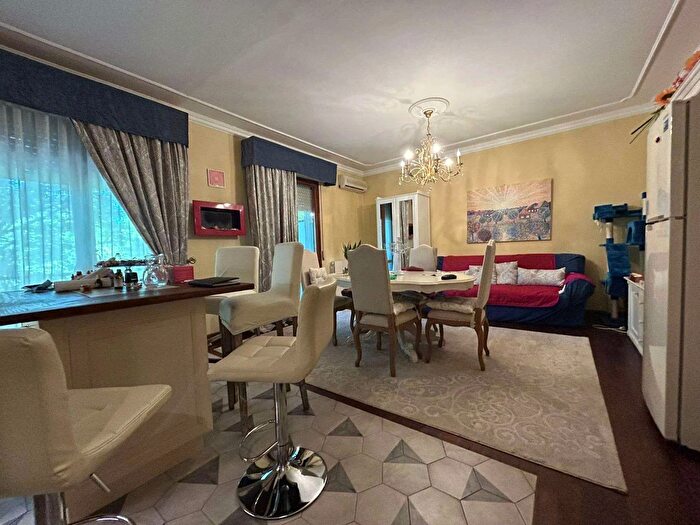 Appartamento quadrilocale in vendita in Sarzana