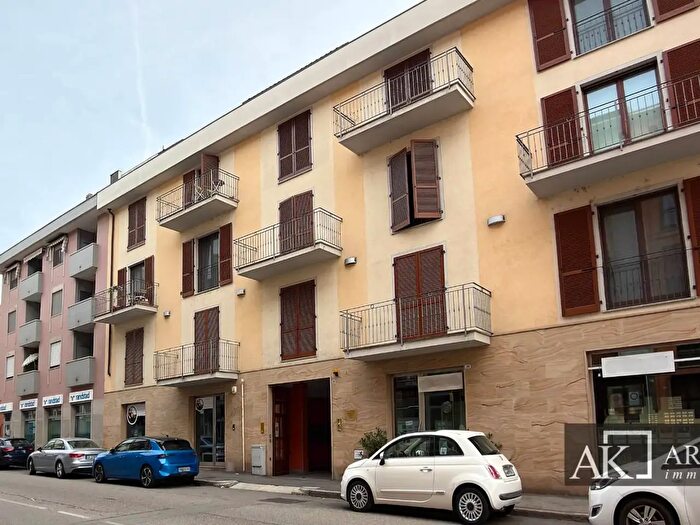 Appartamento trilocale in vendita in Corso Torino, Novara