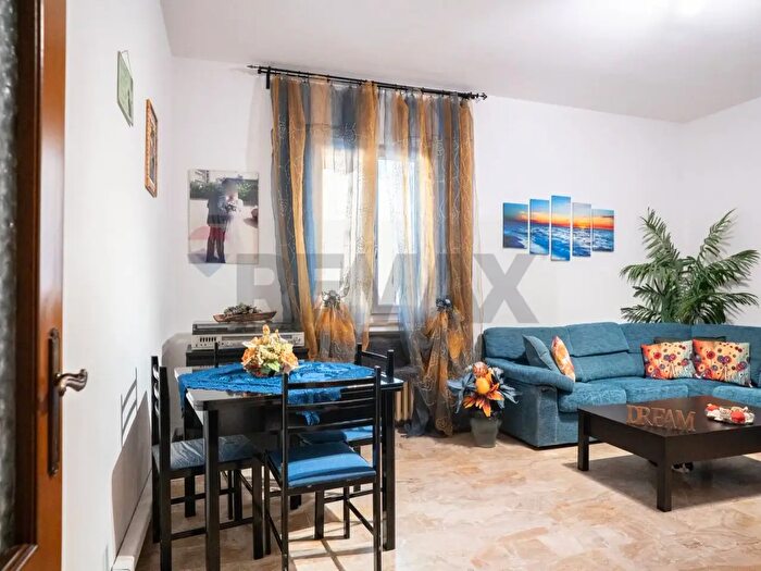 Appartamento trilocale in vendita in Piazza Don Primo Mazzolari, Viadana