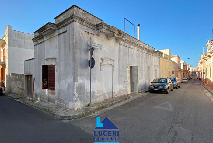 Casa in vendita in Via Giovanni Vinci Parabita Le Italia, Parabita