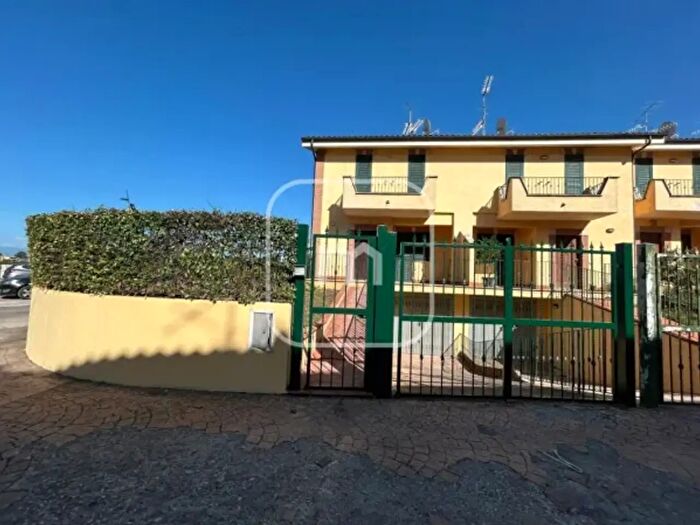 Casa quadrilocale in vendita in Via Velletri, Artena