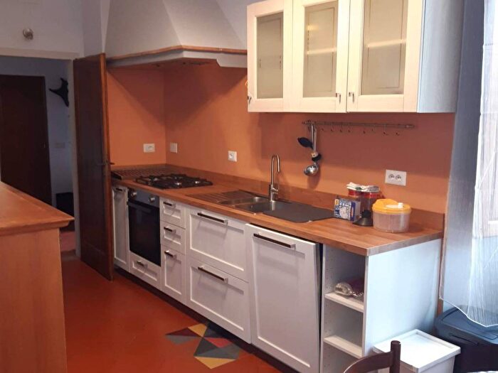 Appartamento con 5 locali in affitto in Via Ghibellina, Sant'Ambrogio, Firenze