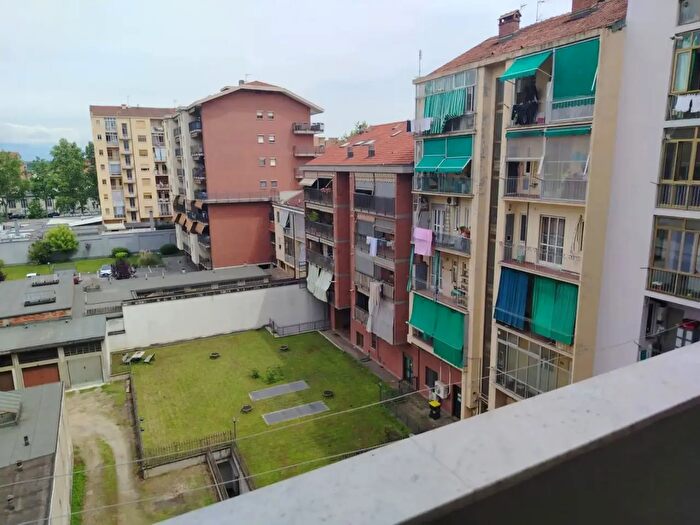 Appartamento bilocale in vendita in Via Sospello, Torino