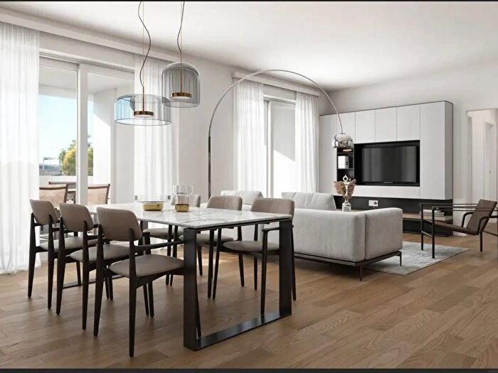 Appartamento quadrilocale in vendita in Via di Valle Aurelia, Roma