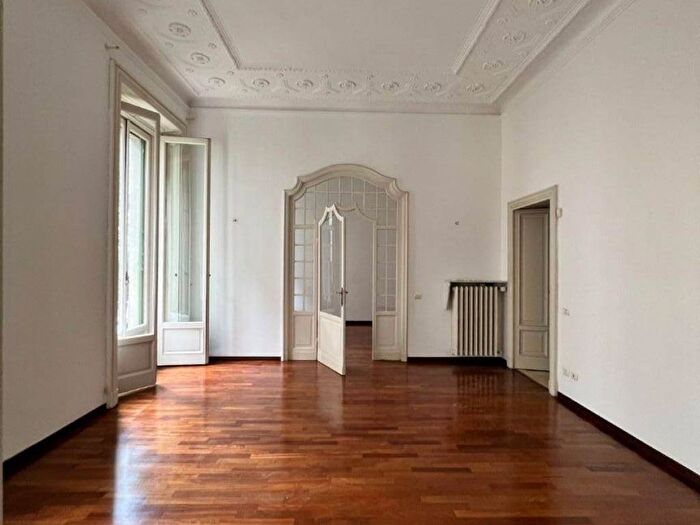 Appartamento con 6 locali in affitto in Via Lorenzo Mascheroni, Pagano, Milano