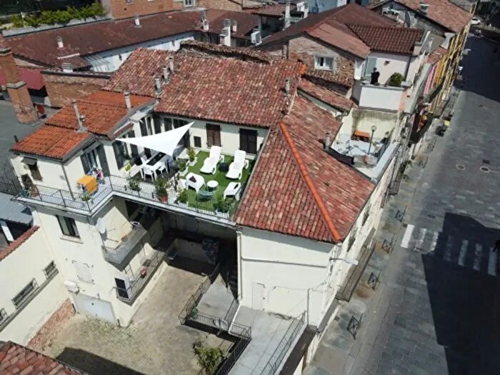 Appartamento trilocale in vendita in Corso Vittorio Alfieri, Asti
