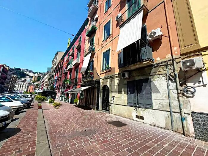 Appartamento bilocale in vendita in Napoli