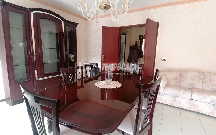 Appartamento quadrilocale in vendita in Via Jacopo Ruffo, Messina