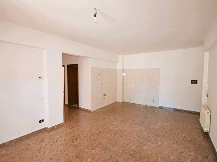 Appartamento quadrilocale in affitto in Via Degli Acquedotti, Arci Empolitana, Tivoli