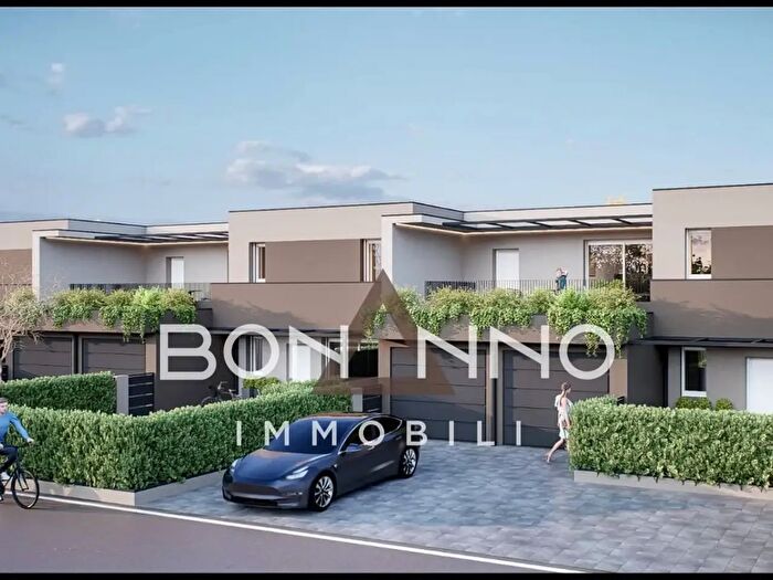 Case in Vendita e in Affitto - 2