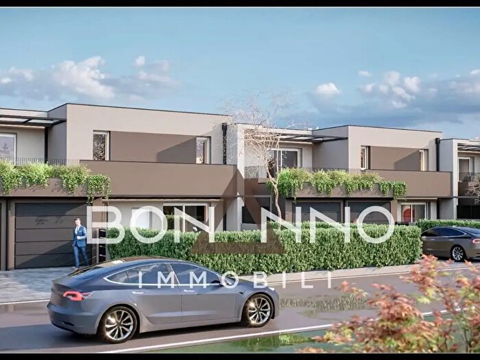 Appartamento con 5 locali in vendita in Via San Pio X, Castelfranco Veneto