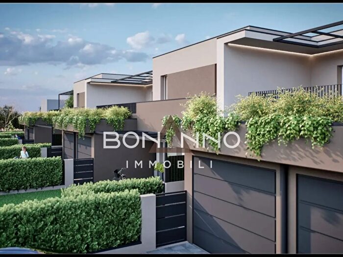 Case in Vendita e in Affitto - 3