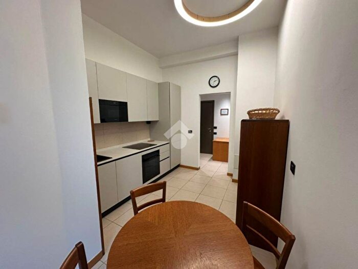 Appartamento quadrilocale in affitto in Via Giovanni Aurispa, Ticinese, Milano