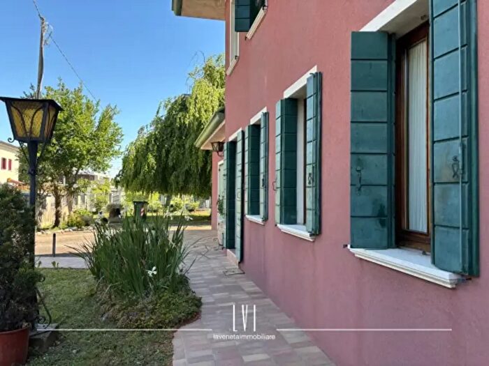 Casa quadrilocale in vendita in Via Mussetta di Sopra, San Dona Di Piave