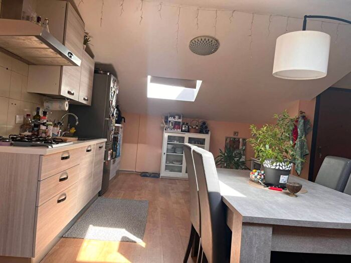 Appartamento trilocale in affitto in Via Vico Prota, Mercogliano