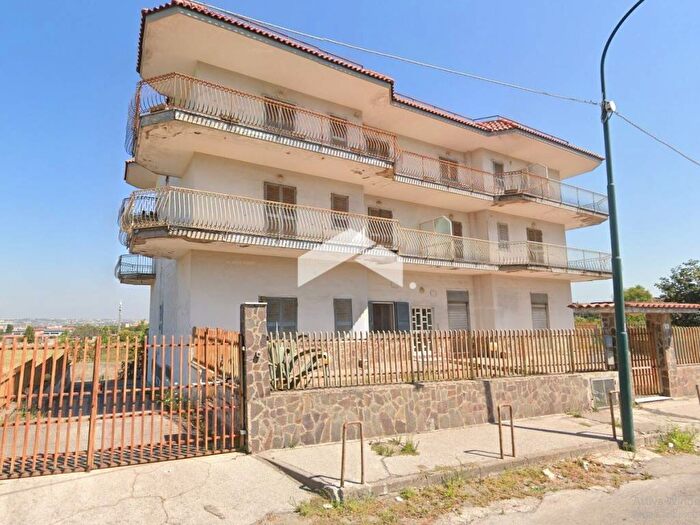 Appartamento trilocale in affitto in Via Tufarelli, Cercola