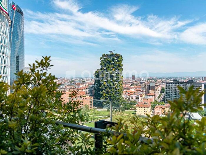 Appartamento trilocale in affitto in Via Amerigo Vespucci, Porta Nuova, Milano