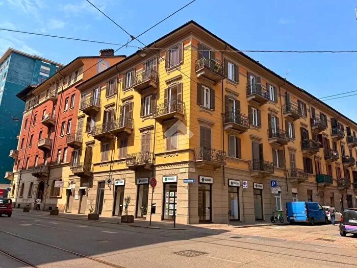 Appartamento quadrilocale in vendita in Via Nicola Fabrizi, Torino