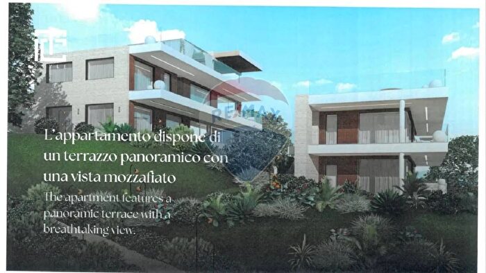 Appartamento quadrilocale in vendita in Via SantAmbrogio, Toscolano Maderno