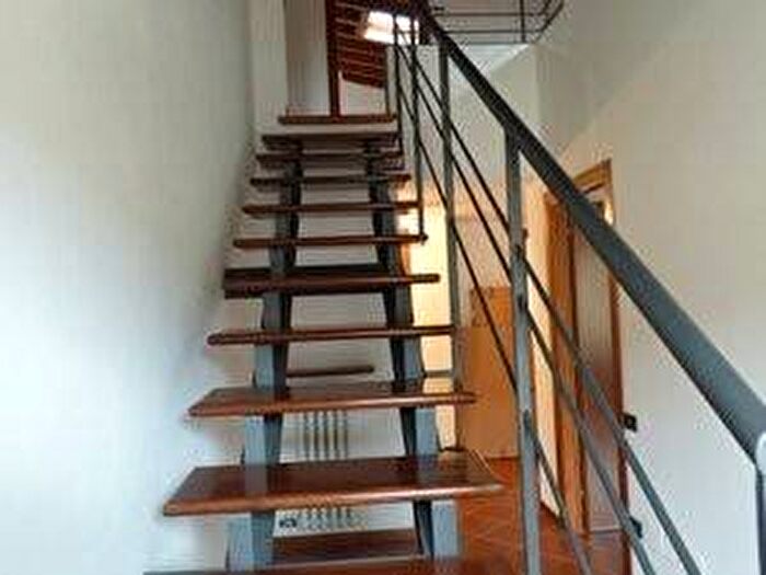 Appartamento con 5 locali in affitto in Vicolo Morette, Valverde, Verona