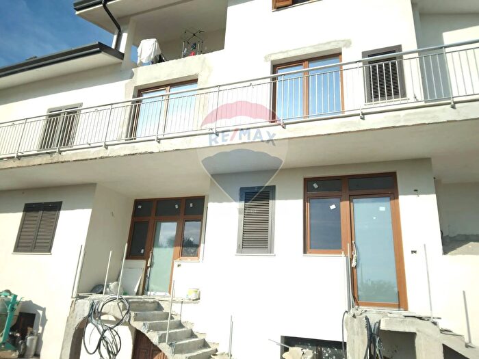 Appartamento trilocale in vendita in Minturno