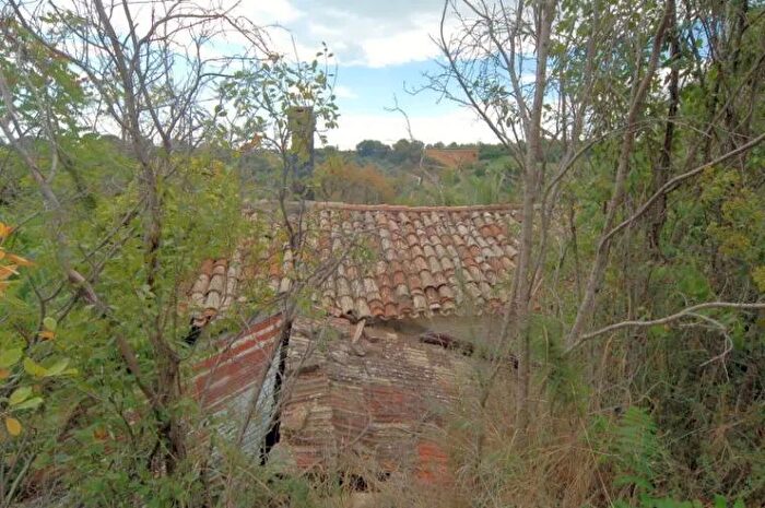 Casa con 8 locali in vendita in Contrada SantAndrea, Cupra Marittima