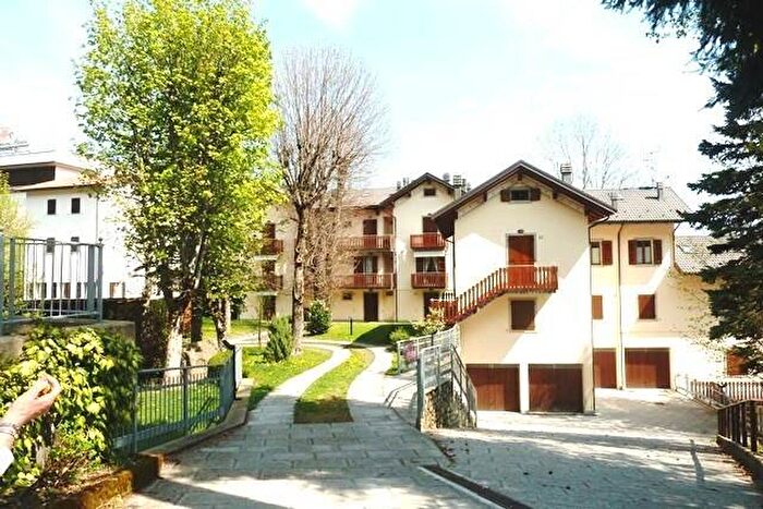 Appartamento trilocale in affitto in Centro, Sestola