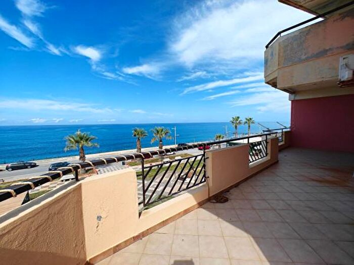 Appartamento trilocale in affitto in Via Margi, Villafranca Tirrena