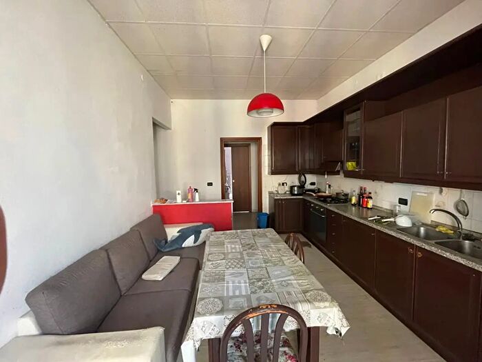 Appartamento trilocale in vendita in Corso Spezia, Torino