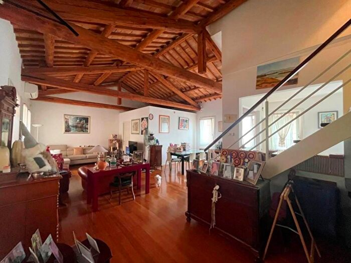 Appartamento con 9 locali in vendita in Canal Lombardo, Chioggia