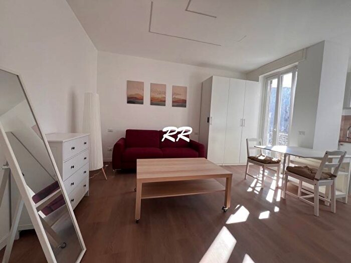 Appartamento monolocale in affitto in Via Biella, Famagosta, Milano