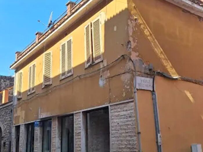 Appartamento bilocale in vendita in Via San Carlo, Sezze