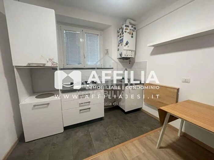 Appartamento con 6 locali in vendita in San Francesco, Jesi
