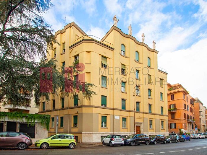 Appartamento quadrilocale in affitto in Piazza Trento, Trieste Coppedè, Roma