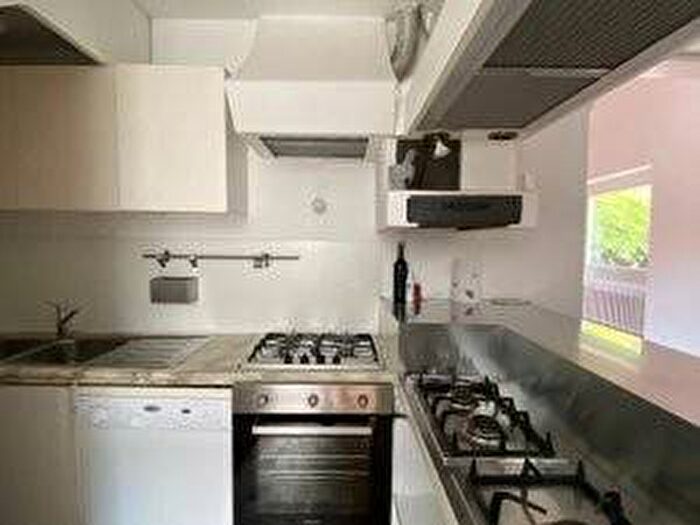 Casa con 5 locali in affitto in Via Senese, Due Strade San Gaggio, Firenze