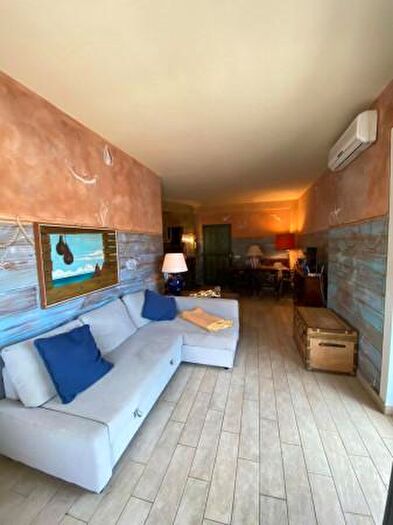 Appartamento trilocale in affitto in Viale Finale Ligure, Riccione