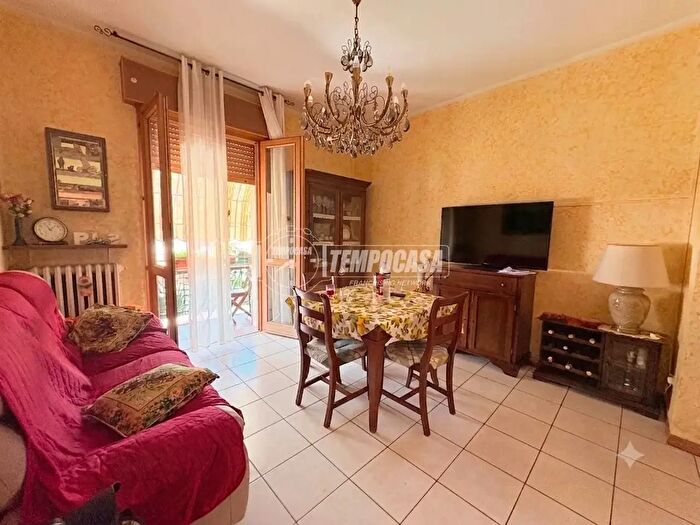 Appartamento trilocale in vendita in Via Statale, Fiorano Modenese