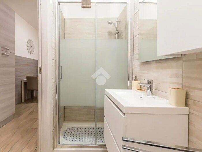 Appartamento bilocale in vendita in Via dellUnione, Bologna