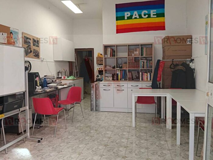 Casa bilocale in affitto in Via Servilio Isarnico, Appio Claudio Statuario, Roma