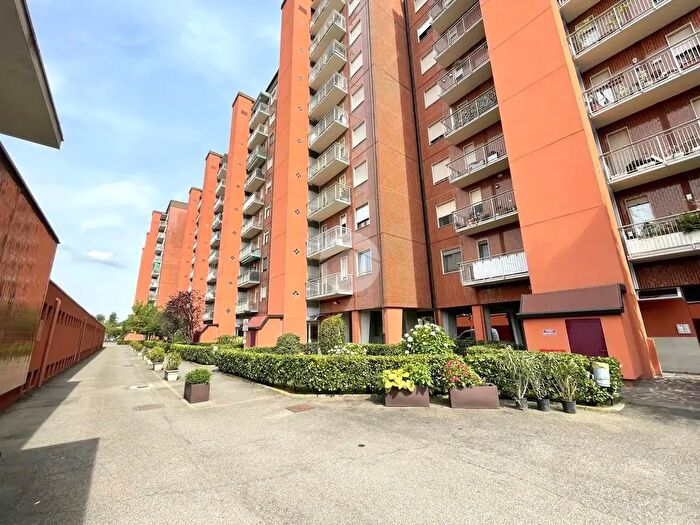 Appartamento trilocale in vendita in Via Giuseppe di Vittorio, Corsico
