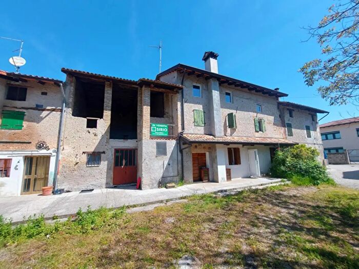 Casa trilocale in vendita in Via degli Organari, Camino Al Tagliamento