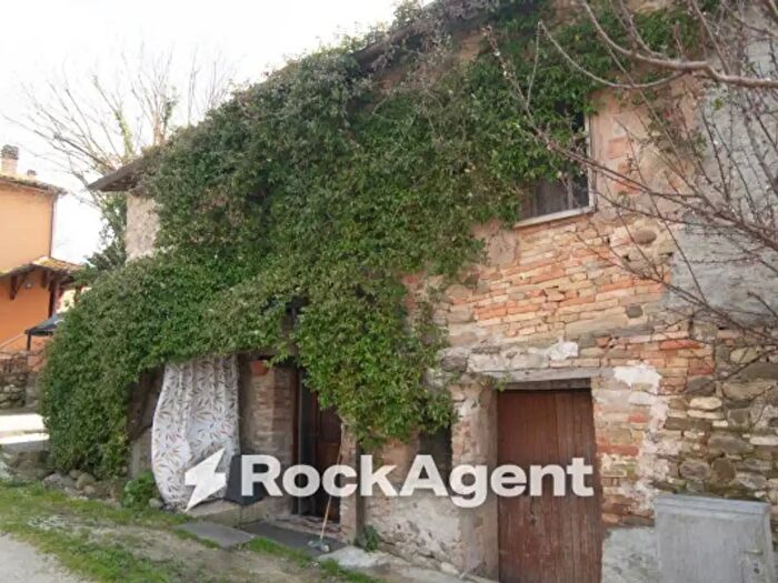 Casa trilocale in vendita in LocCaciurro, Sassocorvaro Auditore