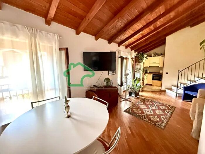 Appartamento trilocale in vendita in Via Lodino, Lodi